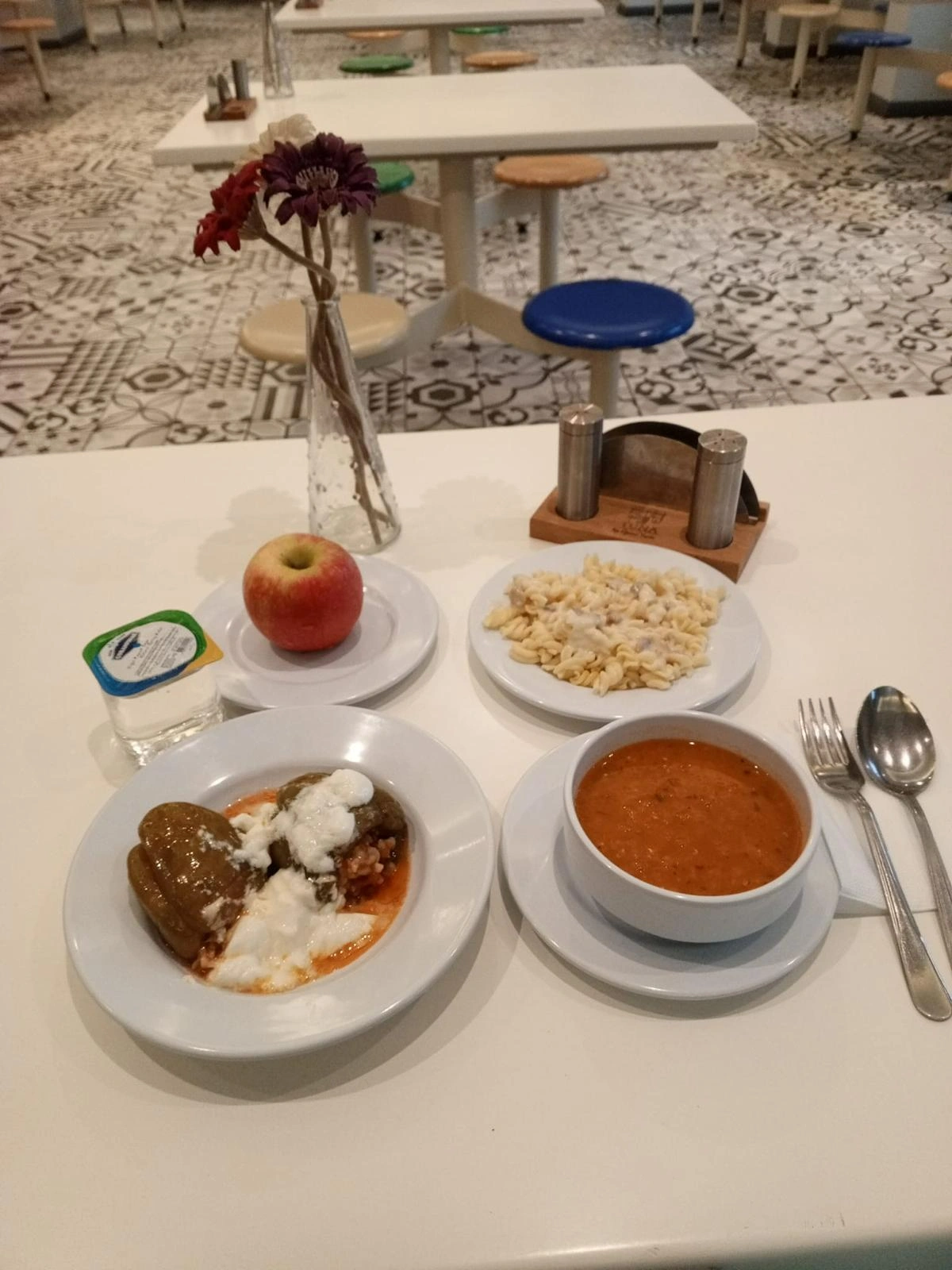 Yemek