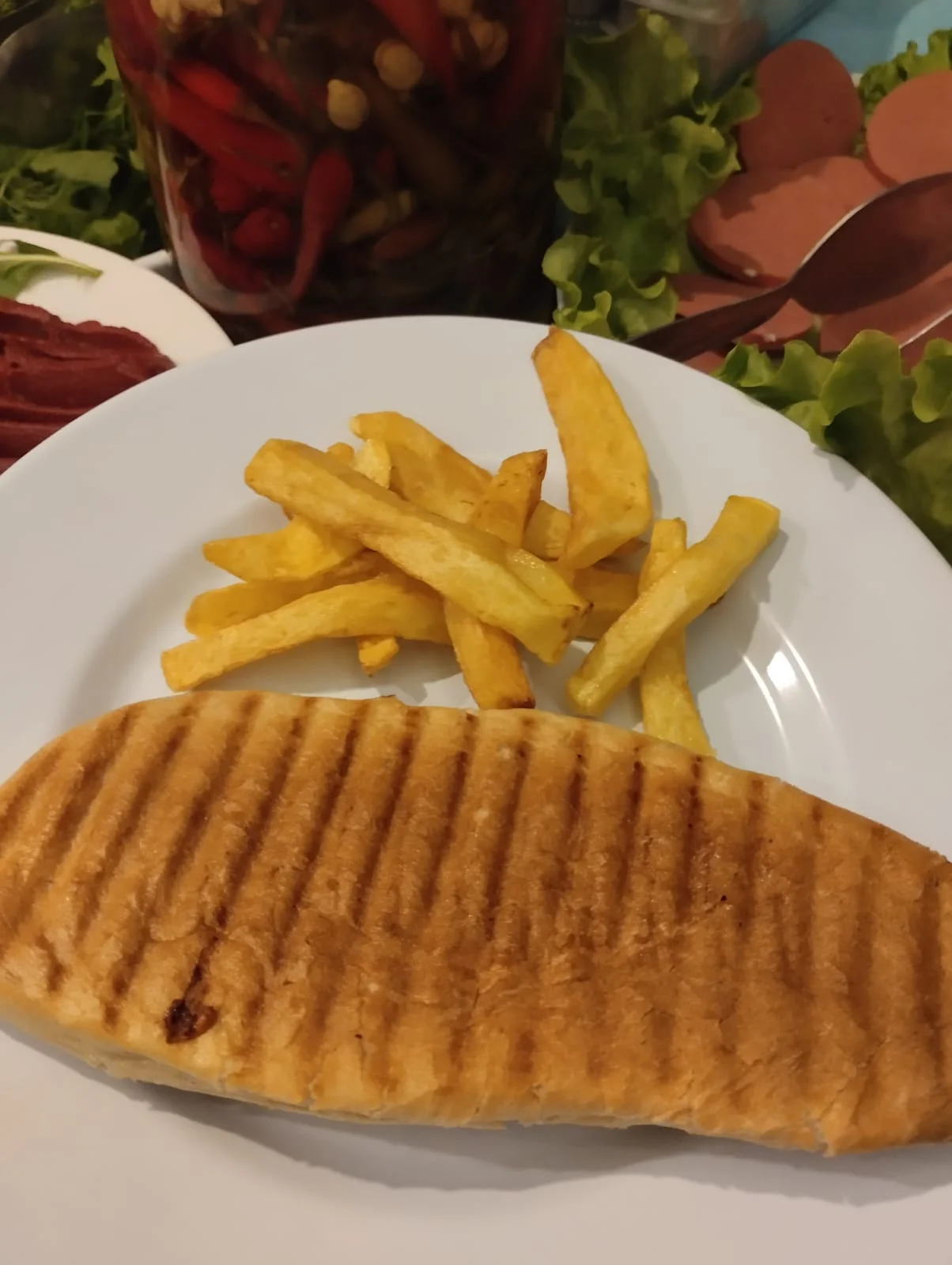 Yemek